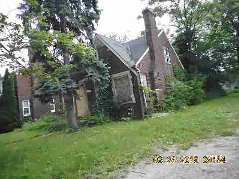 15435 Seymour (5)_m.jpg